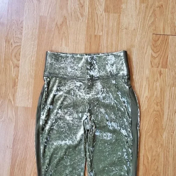 NEW! HAH | Velvet Stirrup Pants Leggings - size Small in Sage Green - Picture 6 of 16